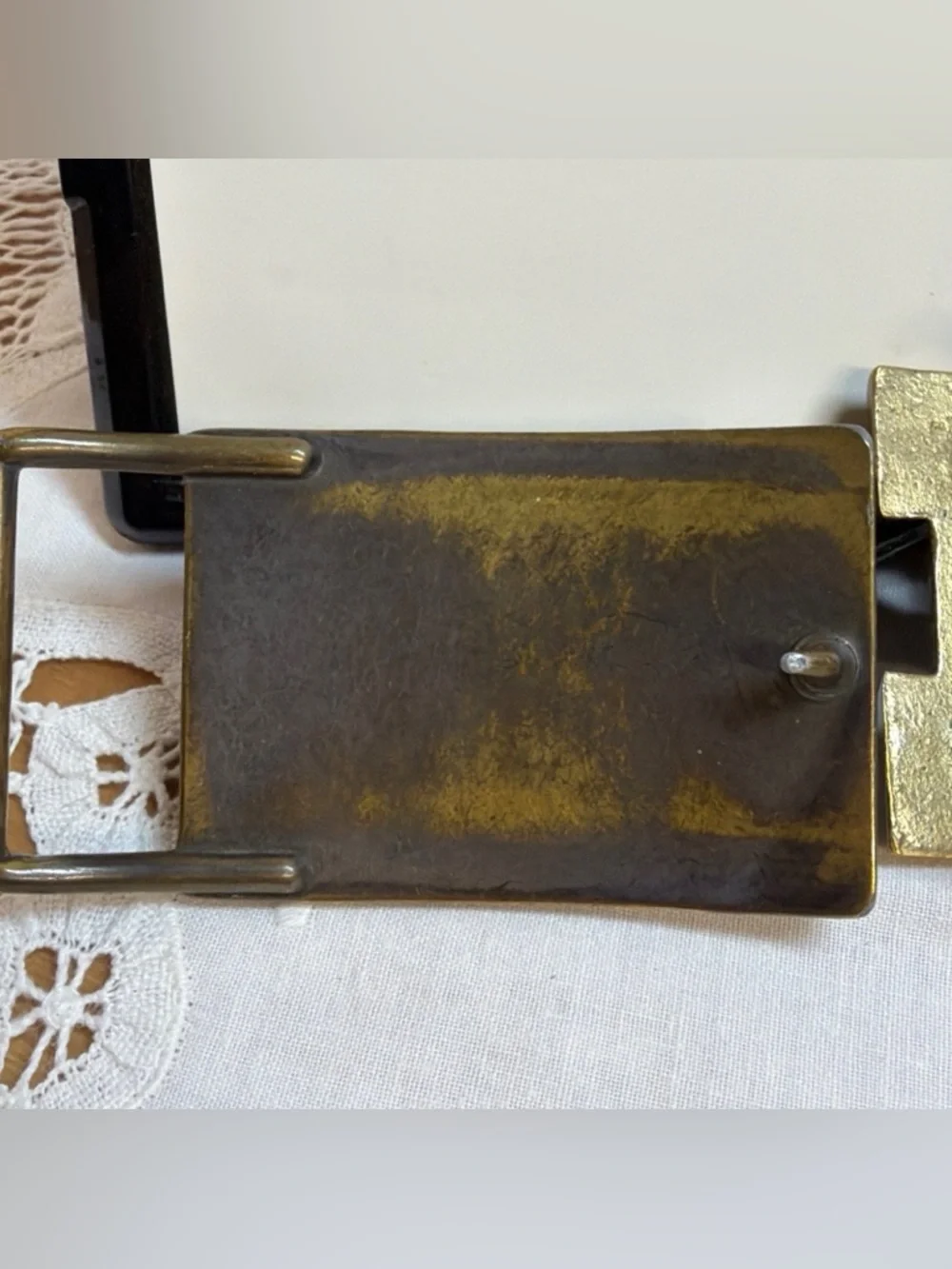 VTG Lot  Of 2 1970s Levi Original Riveted Brass & LEE  Name Belt‎ Brass Buckles